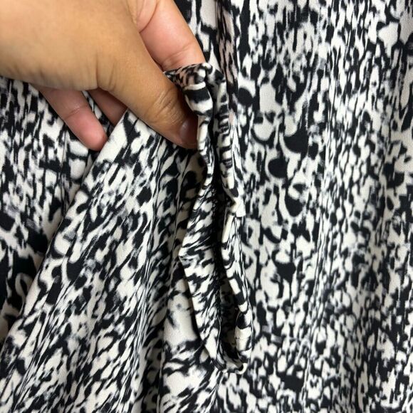 NWT Eva Mendes Womens Ankle Trouser Pants Elastic Waist Small Black White - Picture 4 of 6